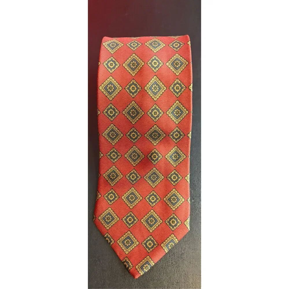 Brooks Brothers tie